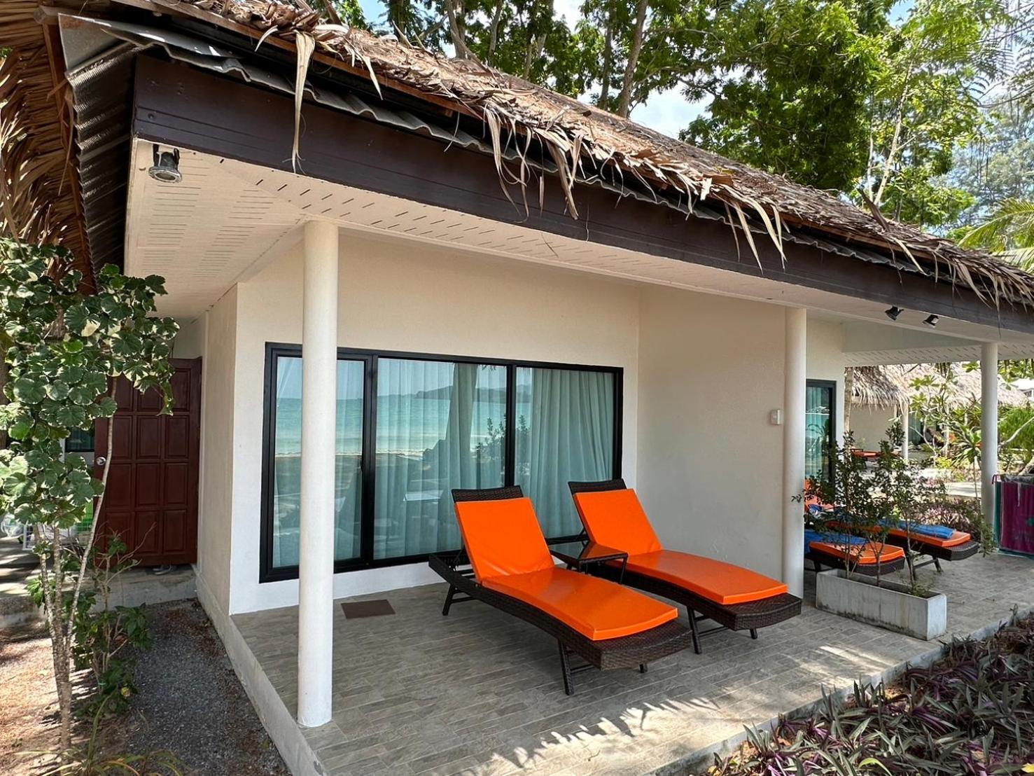 Twin Bay Ko Lanta