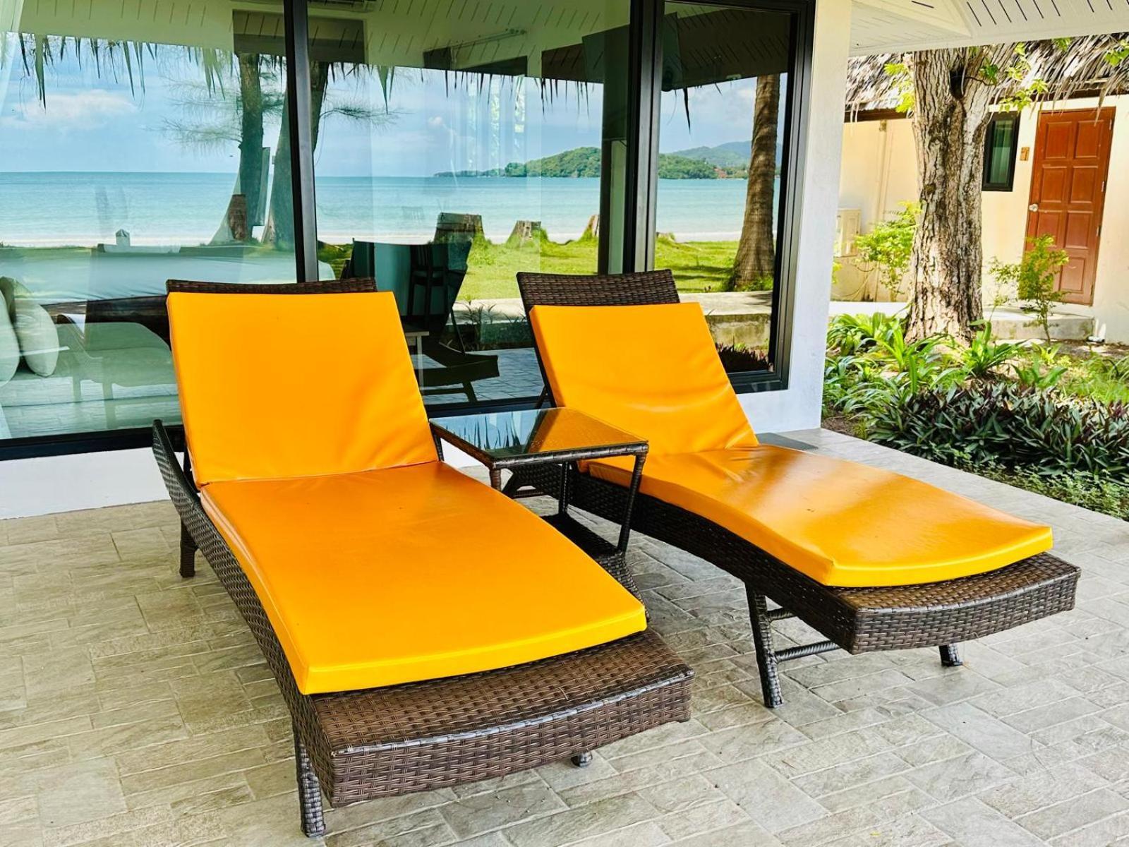 Resort Twin Bay 3*